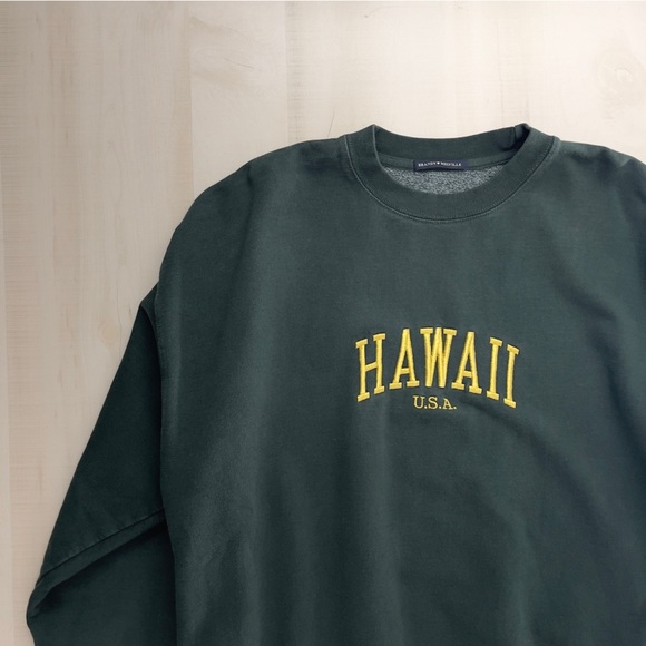BRANDY MELVILLE embroidered Hawaii USA hunter green crewneck pullover sweatshirt - Picture 2 of 5